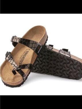 NWT Birkenstock Navari Gator Gleam Black Sandals 39
